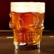 Pivní sklenice lebka