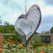 Zahradní dekorace - větrné srdíčko