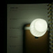 Lampička na rozptýlení světla z mobilu